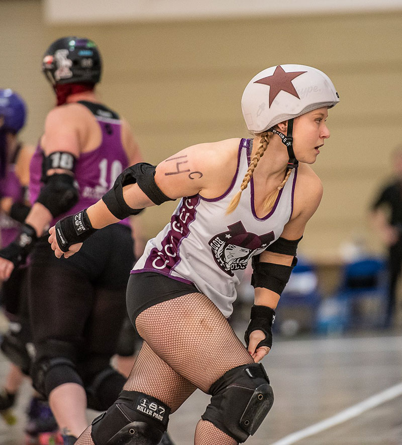 Hailey-rollerderby Japanese students visit Yakima